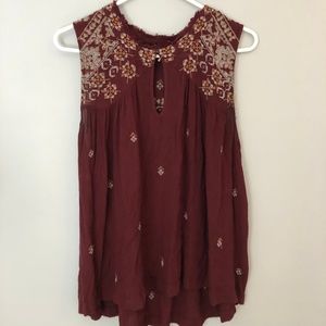 American Eagle Maroon Keyhole Tank Top